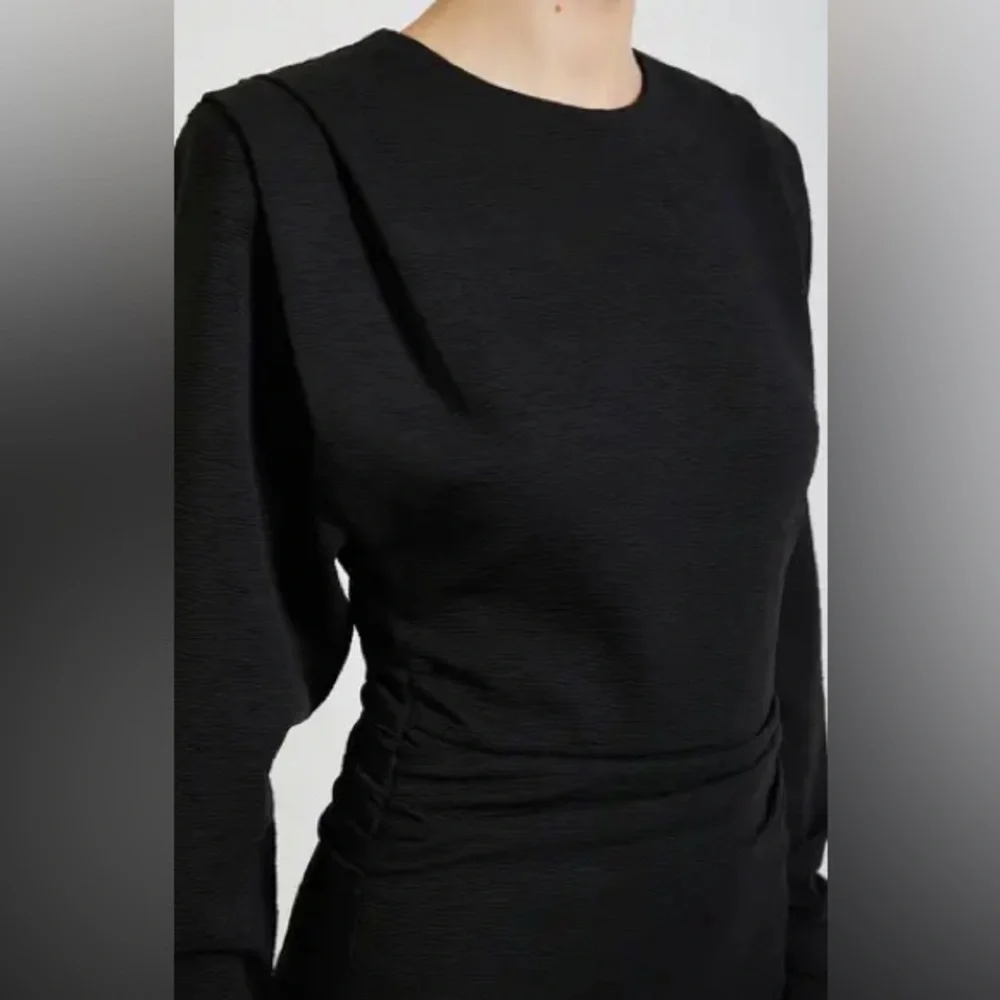 En Saison NWT Ada Ruched Mini Dress in Black Size Small - Picture 8 of 10